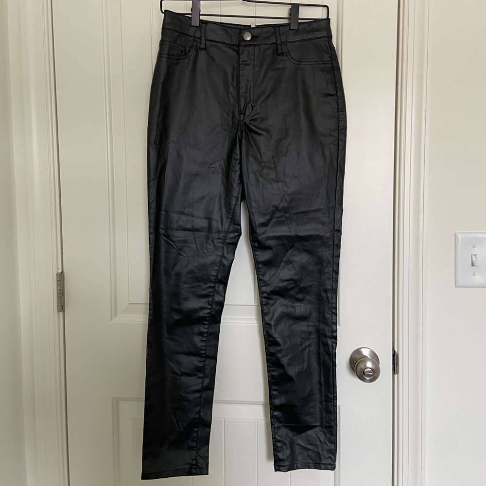 NWT |‎ BCBGeneration women’s black faux leather pants — size 27
